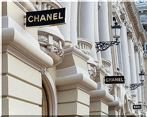 Maison Chanel.