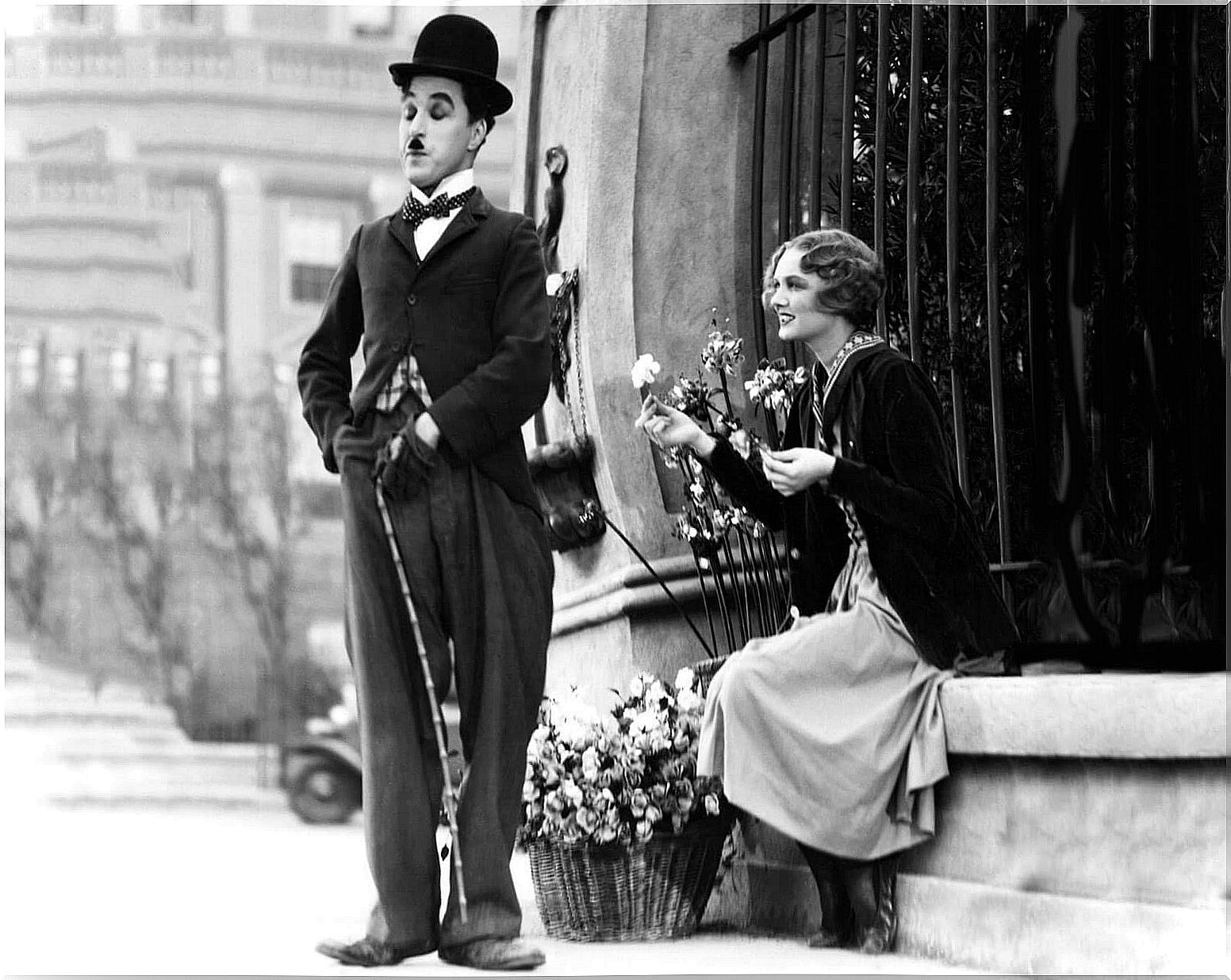 Happiness according to Charlie Chaplin, an example to follow